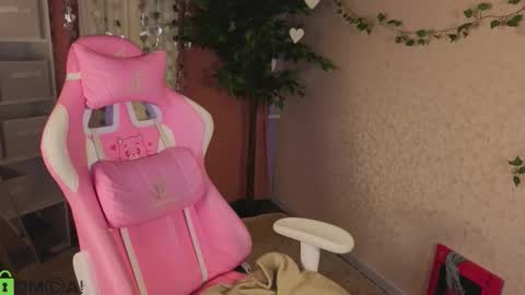 LINA online show from 02/16/26, 01:13