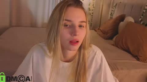 LINA online show from 07/17/26, 01:12