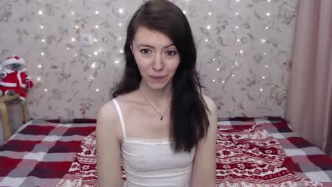 Snapshot of lina_rouge_ chatting on 12/28/24, 12:03 Lina Rouge online show from 12/28/24, 12:03