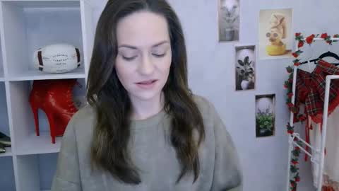 Lina online show from 01/14/26, 06:52