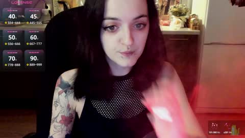 Lina 3  1715622743 online show from 01/05/25, 02:52