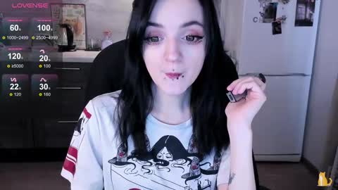 Lina 3  1715622743 online show from 03/05/26, 09:49