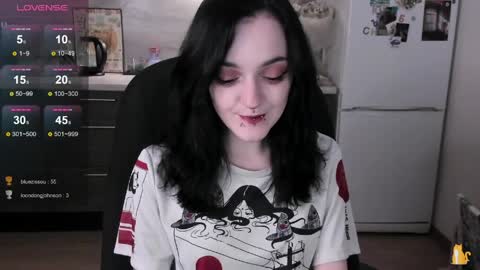 Lina 3  1715622743 online show from 03/26/26, 07:47