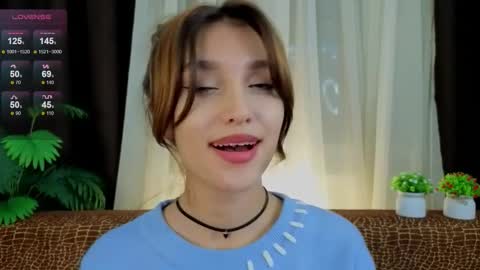 Lina online show from 09/11/25, 03:45