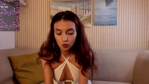 Snapshot of linaage chatting on 05/24/26, 04:23 Lina online show from 05/24/26, 04:23