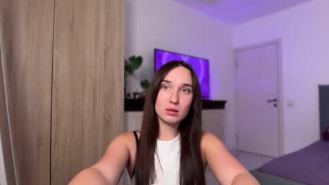 Lina online show from 09/14/25, 04:39