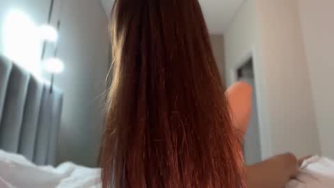 Lina online show from 09/19/25, 06:19