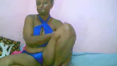 linah1123 online show from 09/28/25, 06:35