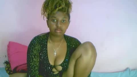 linah1123 online show from 10/02/25, 11:17