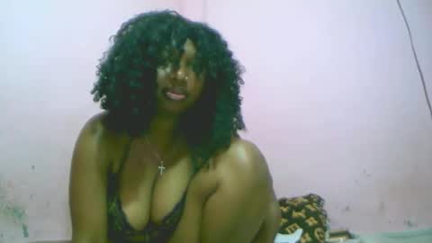 linah1123 online show from 10/24/25, 07:05