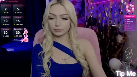 Snapshot of linalirian chatting on 04/27/26, 10:02 I am Lina online show from 04/27/26, 10:02