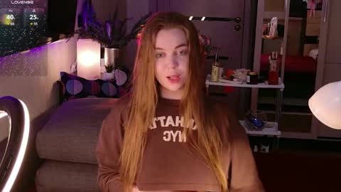  Lina Milkovich  online show from 03/31/26, 10:04