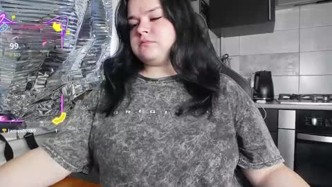 Lina online show from 09/13/25, 06:13