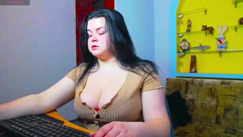 Lina online show from 03/24/26, 09:25