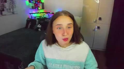 Lina online show from 02/27/26, 10:32