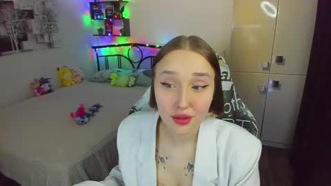 Lina online show from 04/24/26, 09:39