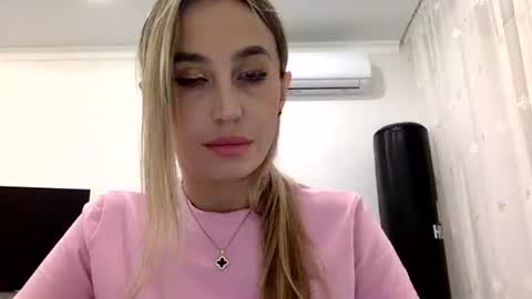 linavora online show from 12/02/25, 02:01