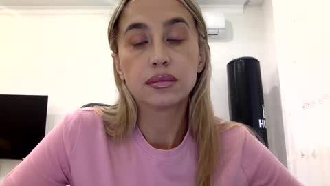 linavora online show from 02/18/26, 12:01