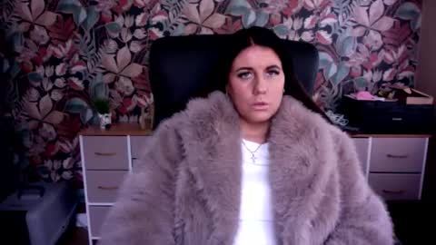 lincolnshirecouple21 online show from 12/03/25, 10:46