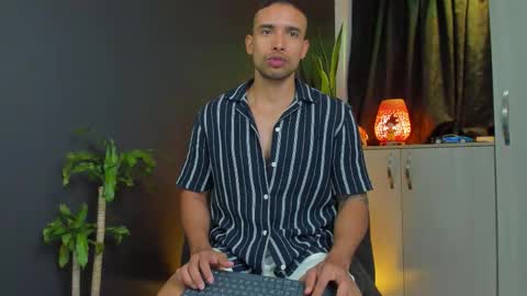 Lincom Amith online show from 10/22/25, 11:48