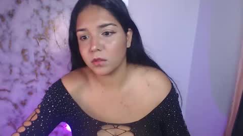 lincy_honeyy online show from 05/18/26, 06:08