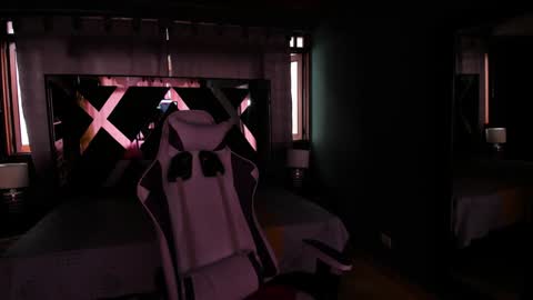  Linda  online show from 01/25/25, 09:14