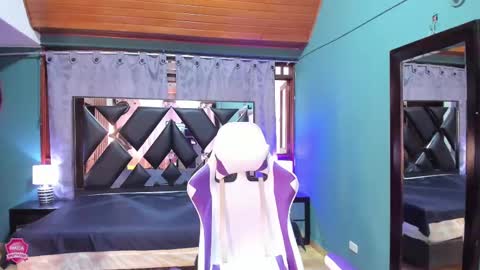  Linda  online show from 03/10/25, 06:34