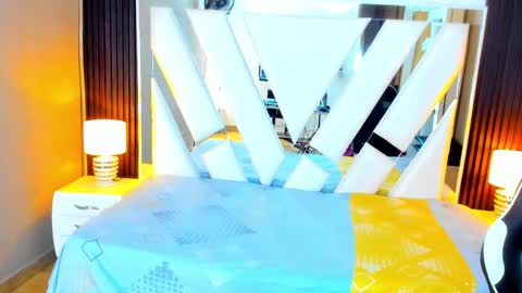  Linda  online show from 09/19/25, 06:30