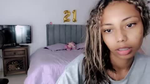 Snapshot of linda_brown_1 chatting on 06/13/26, 12:03 linda brown online show from 06/13/26, 12:03