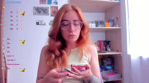 Giggles  online show from 02/28/25, 01:47