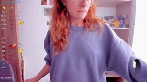 Giggles  online show from 03/12/25, 05:38