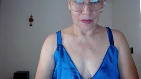 Linda Hanna online show from 12/16/25, 02:55