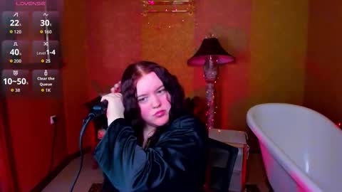 Linda online show from 01/07/26, 04:26