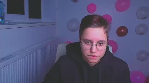 Linda online show from 02/12/25, 08:38