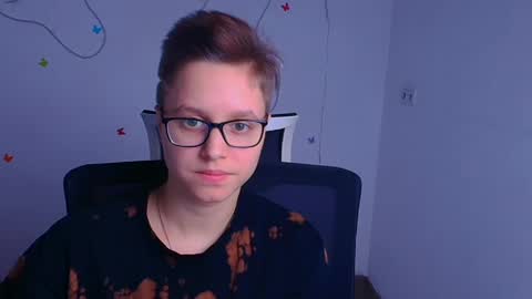 Linda online show from 03/05/25, 03:29