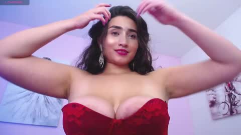 Snapshot of linda_morgan1 chatting on 02/13/25, 03:03 Maria Paula online show from 02/13/25, 03:03
