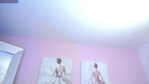Snapshot of linda_morgan1 chatting on 02/26/25, 06:21 Maria Paula online show from 02/26/25, 06:21