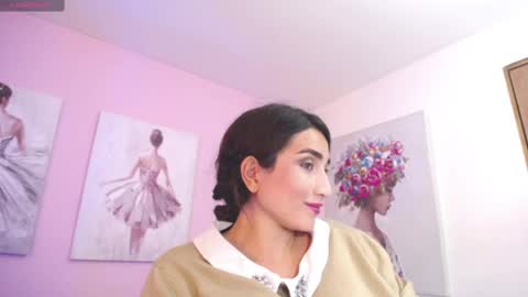 Snapshot of linda_morgan1 chatting on 03/07/25, 12:12 Maria Paula online show from 03/07/25, 12:12