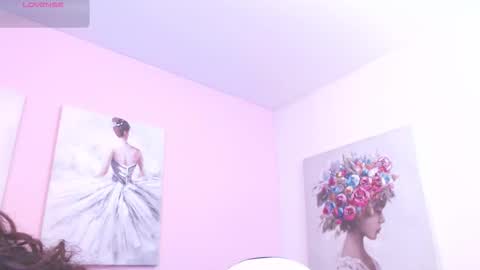 Snapshot of linda_morgan1 chatting on 09/14/25, 12:15 Maria Paula online show from 09/14/25, 12:15