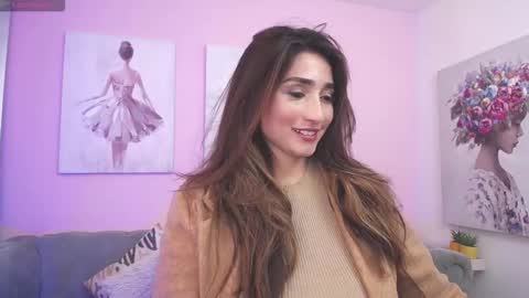 Snapshot of linda_morgan1 chatting on 10/01/25, 12:11 Maria Paula online show from 10/01/25, 12:11