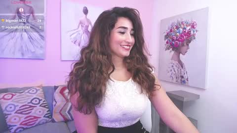 Snapshot of linda_morgan1 chatting on 10/24/25, 12:34 Maria Paula online show from 10/24/25, 12:34