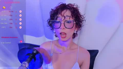 linda_sofi__ online show from 03/12/25, 07:17