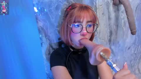 linda_sofi__ online show from 10/30/25, 07:58