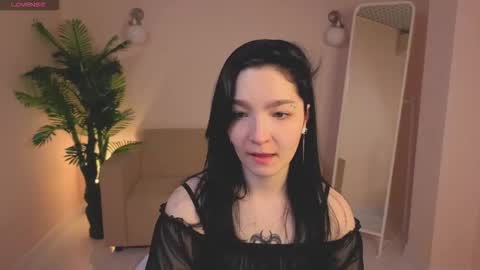 Linda online show from 11/24/25, 12:43