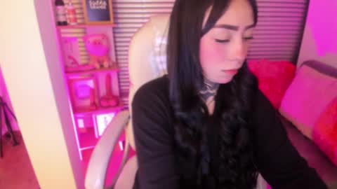 linda miller online show from 02/18/25, 01:32