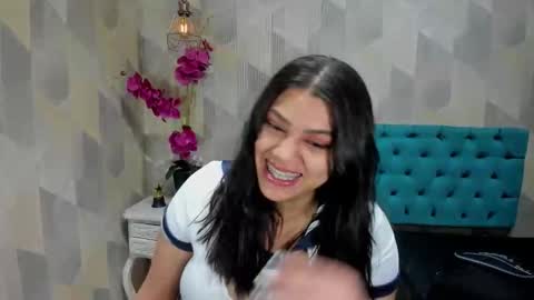    online show from 10/25/25, 02:13