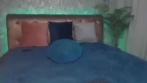 Linda online show from 03/12/26, 02:50