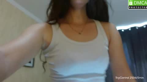 Snapshot of lindaernestine chatting on 06/07/26, 07:45 LindaErnestine online show from 06/07/26, 07:45