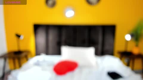 Linda online show from 03/05/25, 04:34