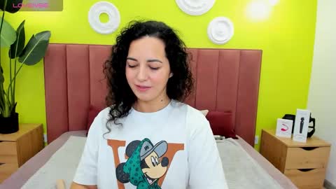 Linda online show from 02/09/26, 01:09